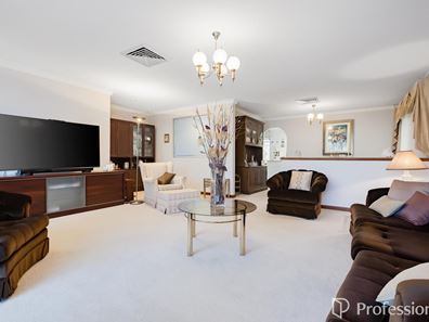 35 Scribbly Gum Square, Willetton WA 6155