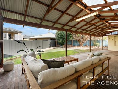37 Blackwood Avenue, Hamilton Hill WA 6163