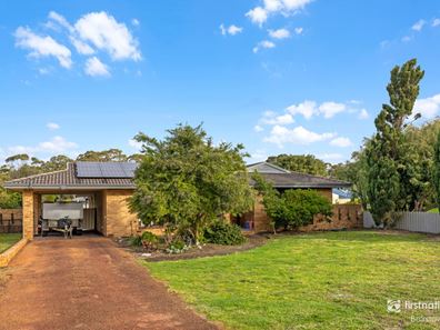 8 Gordon Street, Little Grove WA 6330