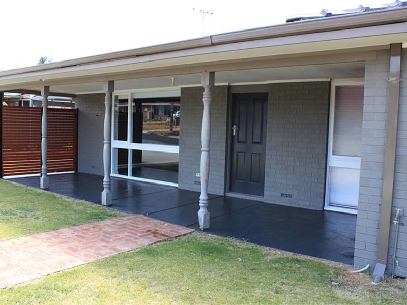 17 Spinaway St, Craigie WA 6025