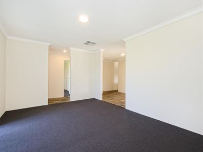 43 Parmelia Avenue, Parmelia WA 6167