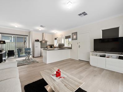 9 DAVIS WAY, Lancelin WA 6044