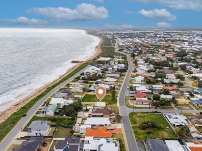 8 Orestes Street, San Remo WA 6210