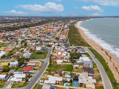 8 Orestes Street, San Remo WA 6210