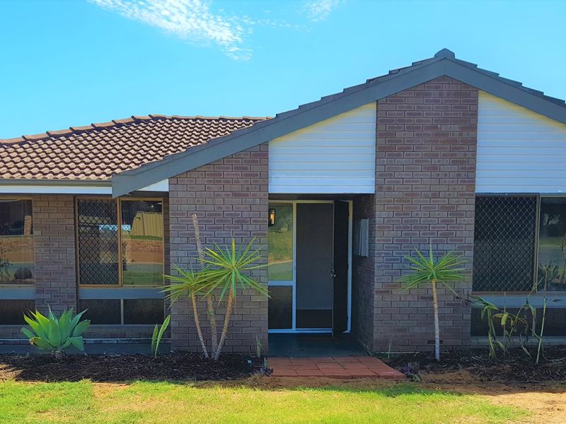 7 Joshua Way, Karloo WA 6530