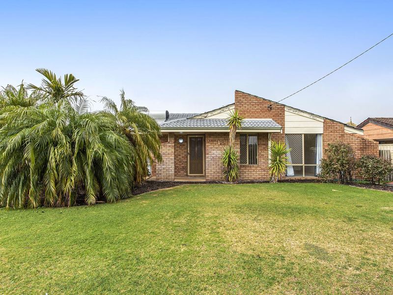 9 Hartland Way, Warnbro WA 6169