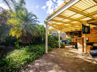 39/ Cotton   Crescent, Bull Creek WA 6149