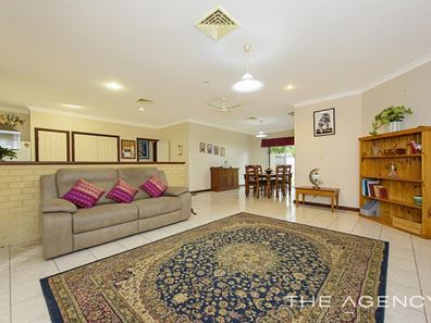 10 Poplar Lane, Broadwater WA 6280