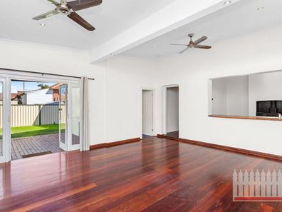 31 Guildford Road, Ashfield WA 6054