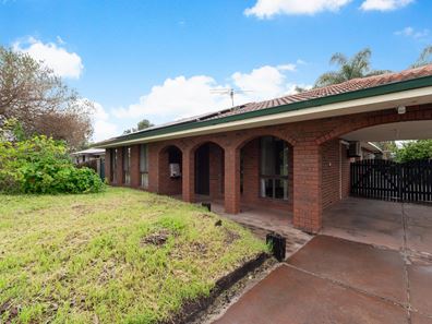 11 Dodds Place, Beechboro WA 6063