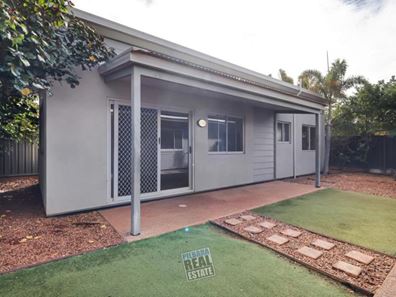 24 Prancing Avenue, Baynton WA 6714
