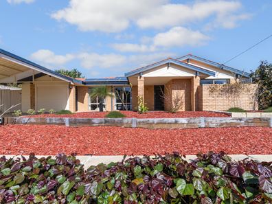 6 Guron Road, Duncraig WA 6023