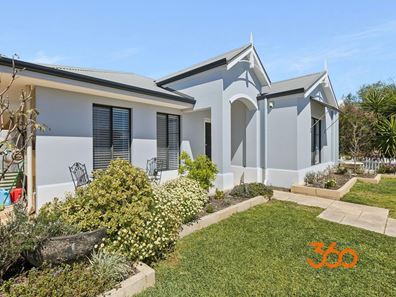 72 Neary Boulevard, Aveley WA 6069