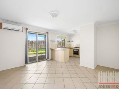 7/1 Iolanthe Street, Bassendean WA 6054