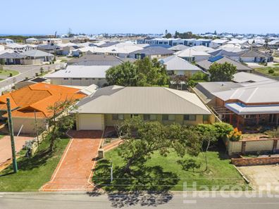 3 Woodlands Road, Golden Bay WA 6174