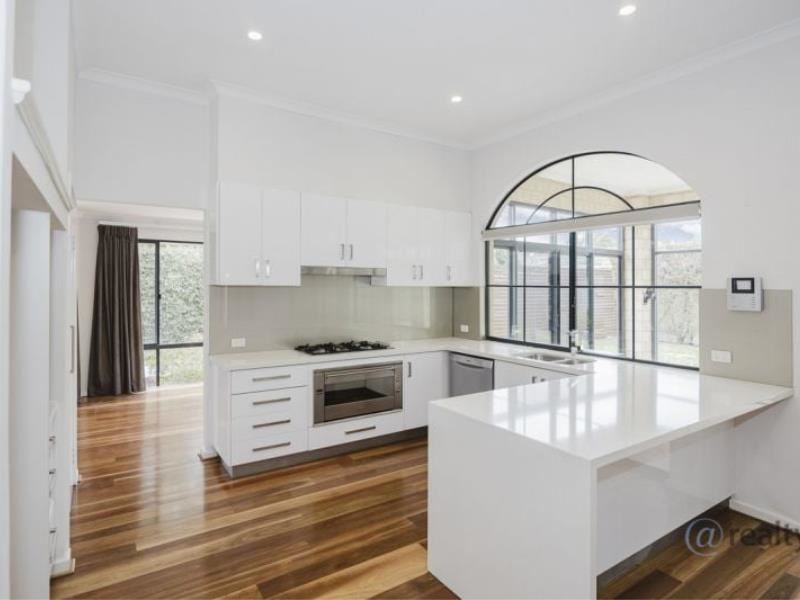 49 Urbahns Crescent, Bateman WA 6150