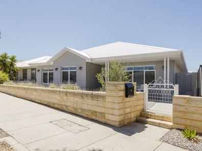 6 Artisan Road, Yanchep WA 6035