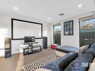 39 Somerford Promenade, Wellard WA 6170