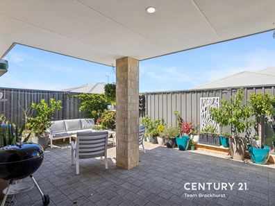 25 Macintyre View, Hilbert WA 6112