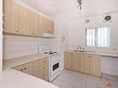 11/27 Partridge Street, Orelia WA 6167