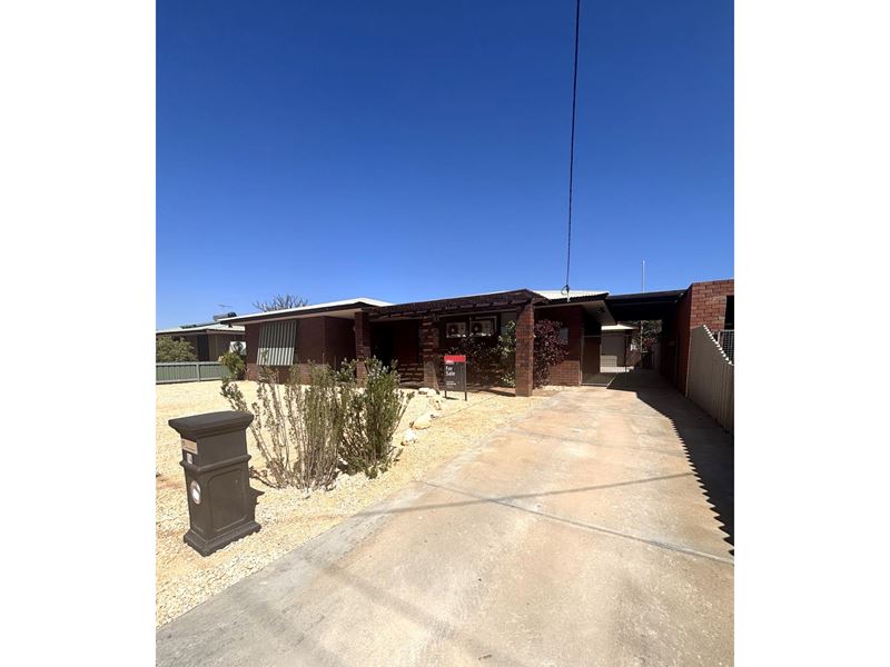 14 Willesee  Street, Morgantown WA 6701
