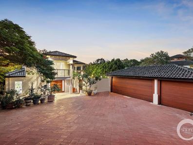 81 Glengariff Drive, Floreat WA 6014