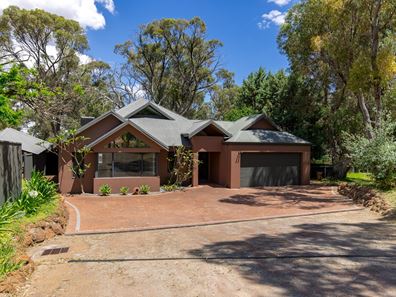 4 Tincombe Grove, Baldivis WA 6171