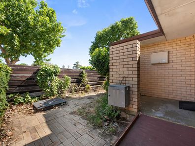 18 Cygnus Street, Rockingham WA 6168