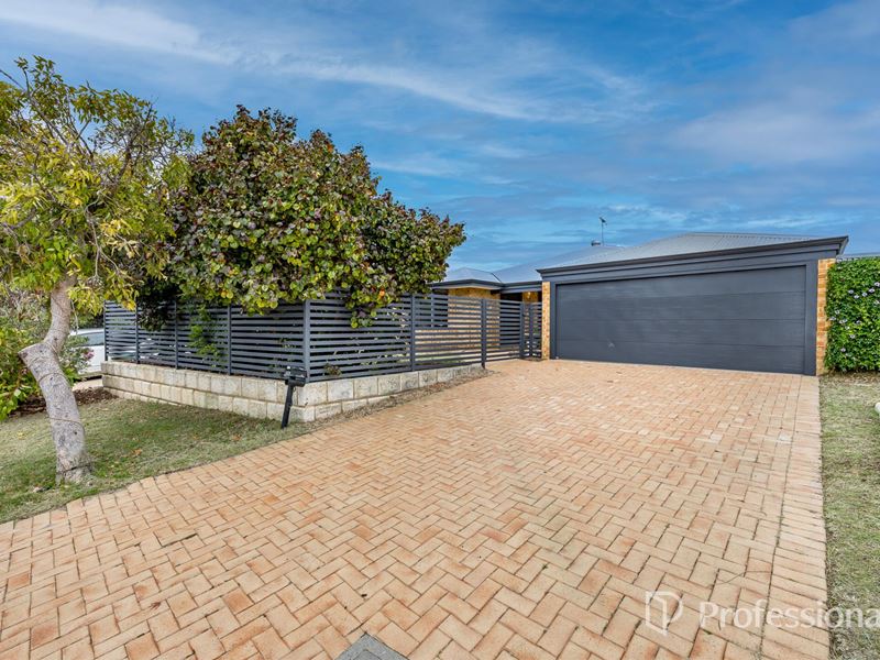 119 St Barnabas Boulevard, Quinns Rocks WA 6030