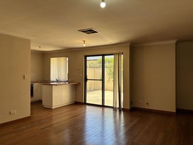 2/126 Wheatley Street, Gosnells WA 6110