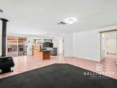12 BROWALLIA CLOSE, Canning Vale WA 6155
