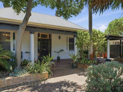 126 Queens Road, South Guildford WA 6055