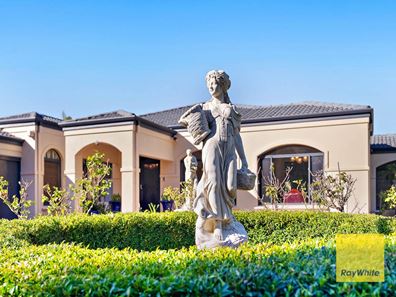 28 Alexandria Boulevard, Canning Vale WA 6155