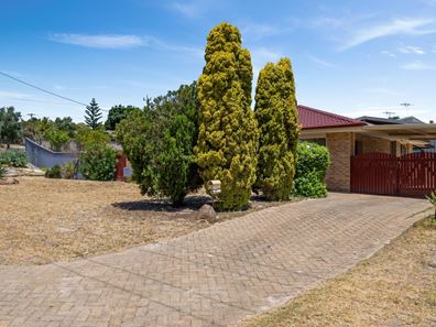 2 Centaur Gardens, Heathridge WA 6027