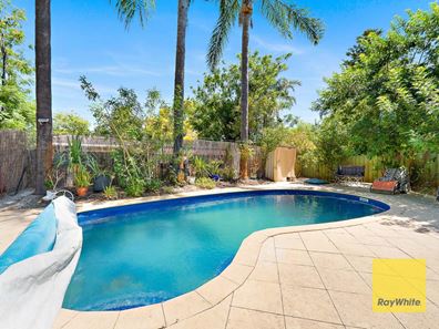 11 Kelton Way, Thornlie WA 6108