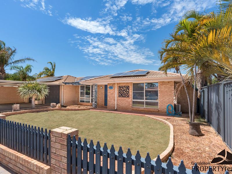 24 Tallarook Way, Waggrakine