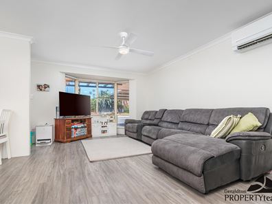 24 Tallarook Way, Waggrakine WA 6530
