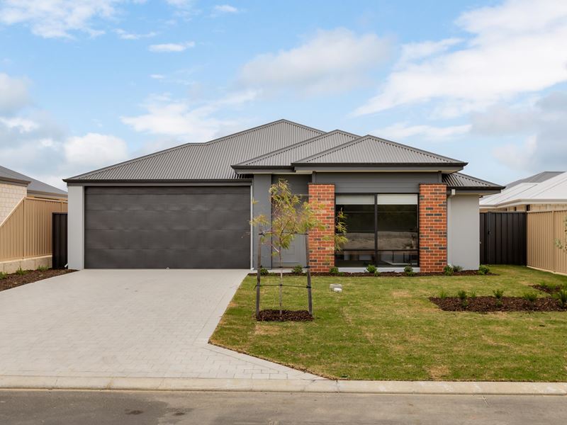 23B Hazelgrove Crescent, Millbridge