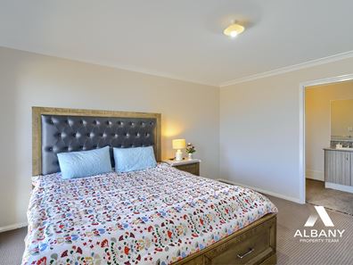 6 Mount Magog Gardens, Mount Barker WA 6324