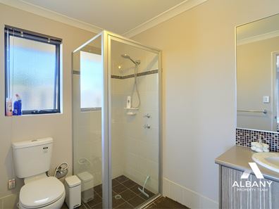 6 Mount Magog Gardens, Mount Barker WA 6324