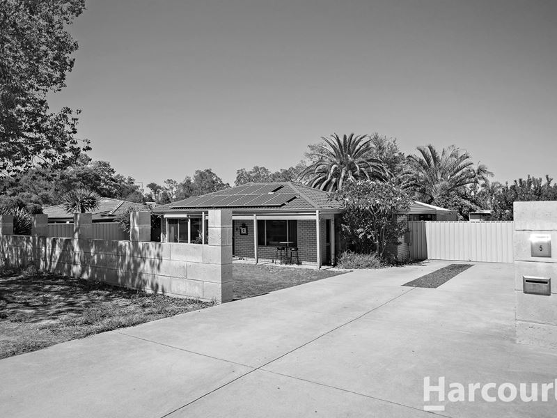 5 Doongin Place, Greenfields WA 6210