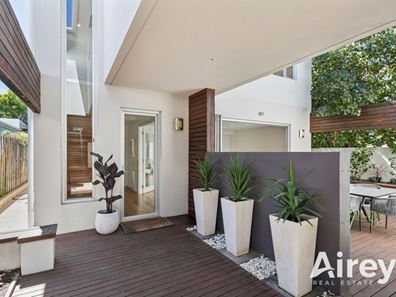 35 Alfred Road, Mount Claremont WA 6010