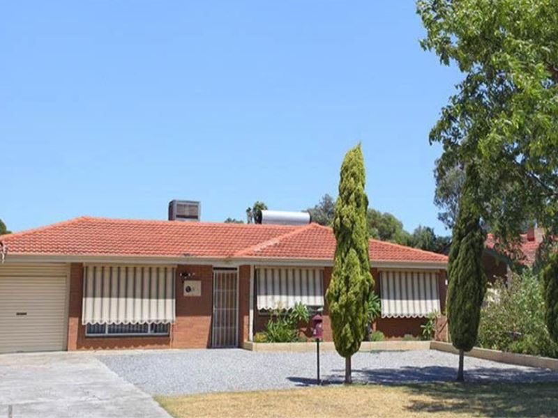 19 Foxton Street, Maddington WA 6109