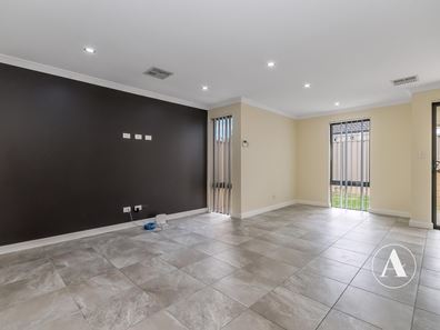 34 Jarvis Road, Haynes WA 6112