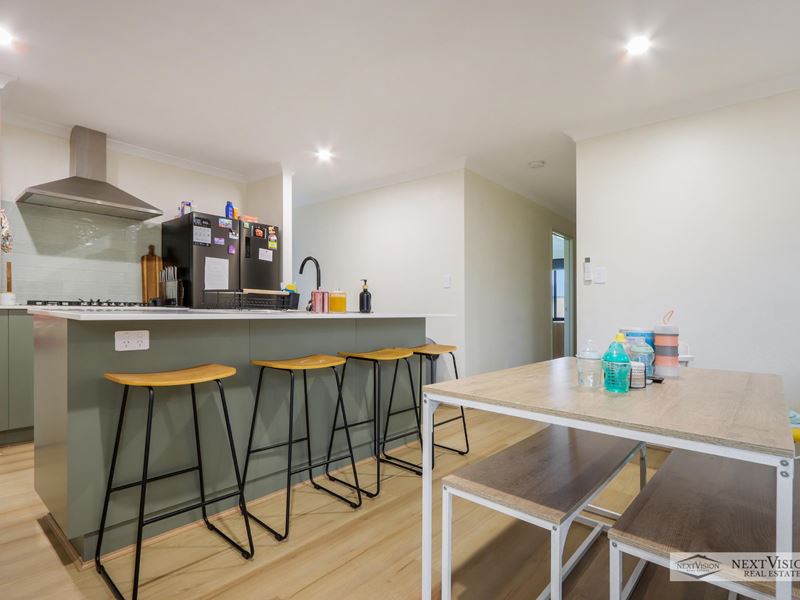 18 Munglinup Rd, Hilbert WA 6112