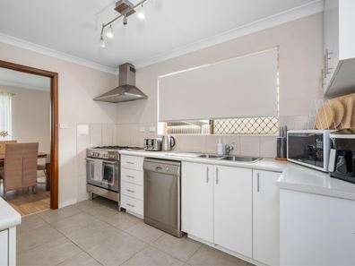 82 Graeme Street, Hannans WA 6430