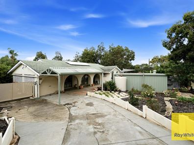10 Blackburne Drive, Kelmscott WA 6111