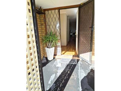 44 Challenger Avenue, Parmelia WA 6167