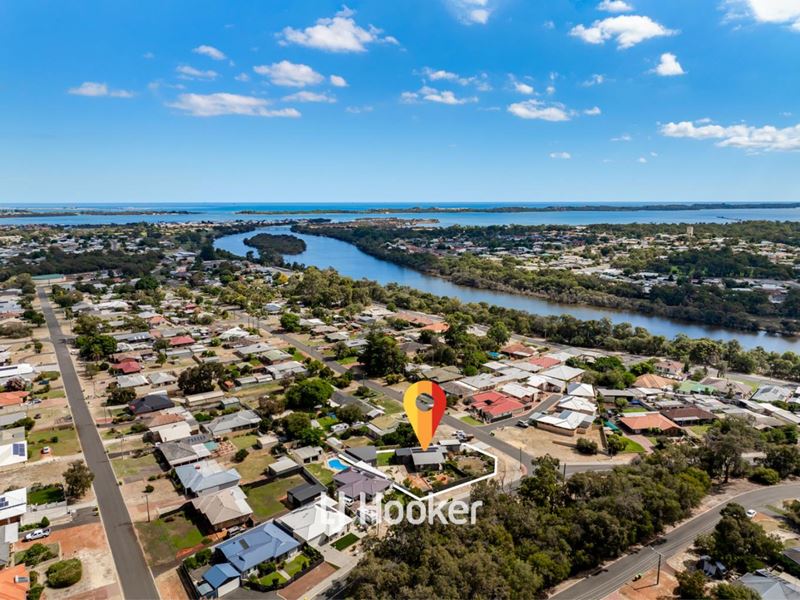 14 Hands Avenue, Eaton