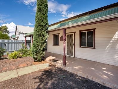 26 Rhodes Street, South Kalgoorlie WA 6430